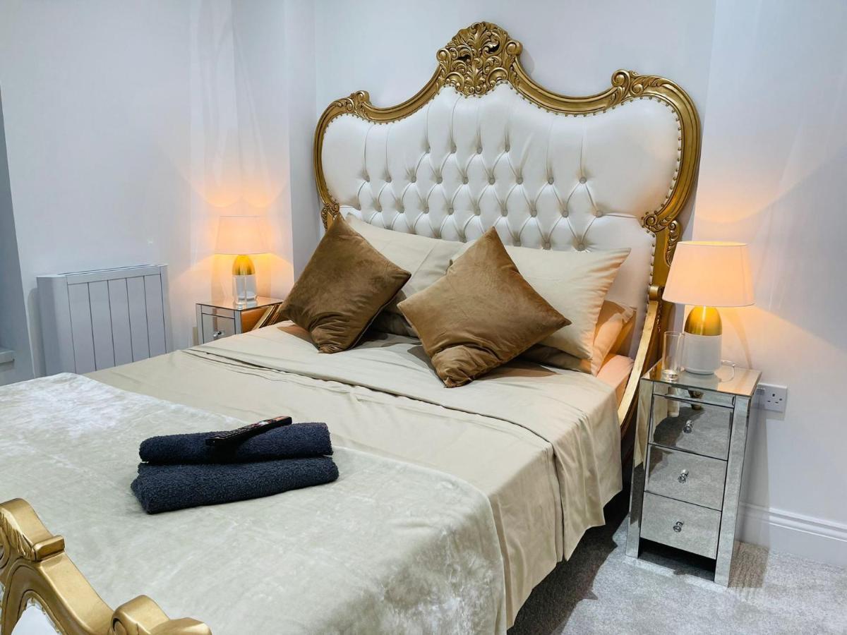 Ferienwohnung Salt Hill Windsor Legoland Eton Heathrow Luxury 2 Bed 1 Bath Free Parking Slough Exterior foto