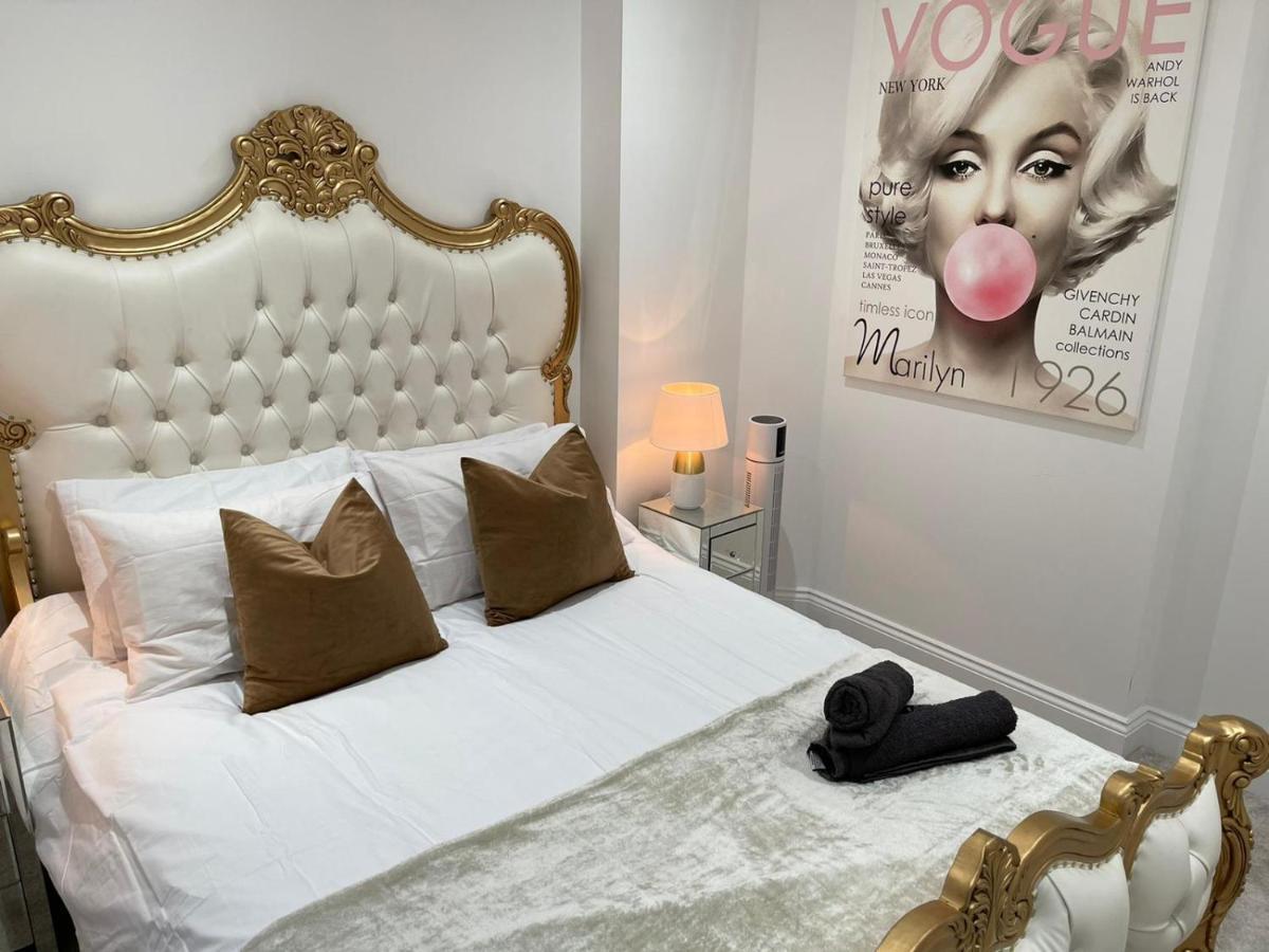 Ferienwohnung Salt Hill Windsor Legoland Eton Heathrow Luxury 2 Bed 1 Bath Free Parking Slough Exterior foto